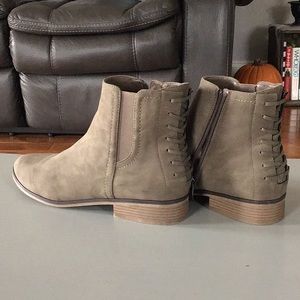 Limelight Ankle boots